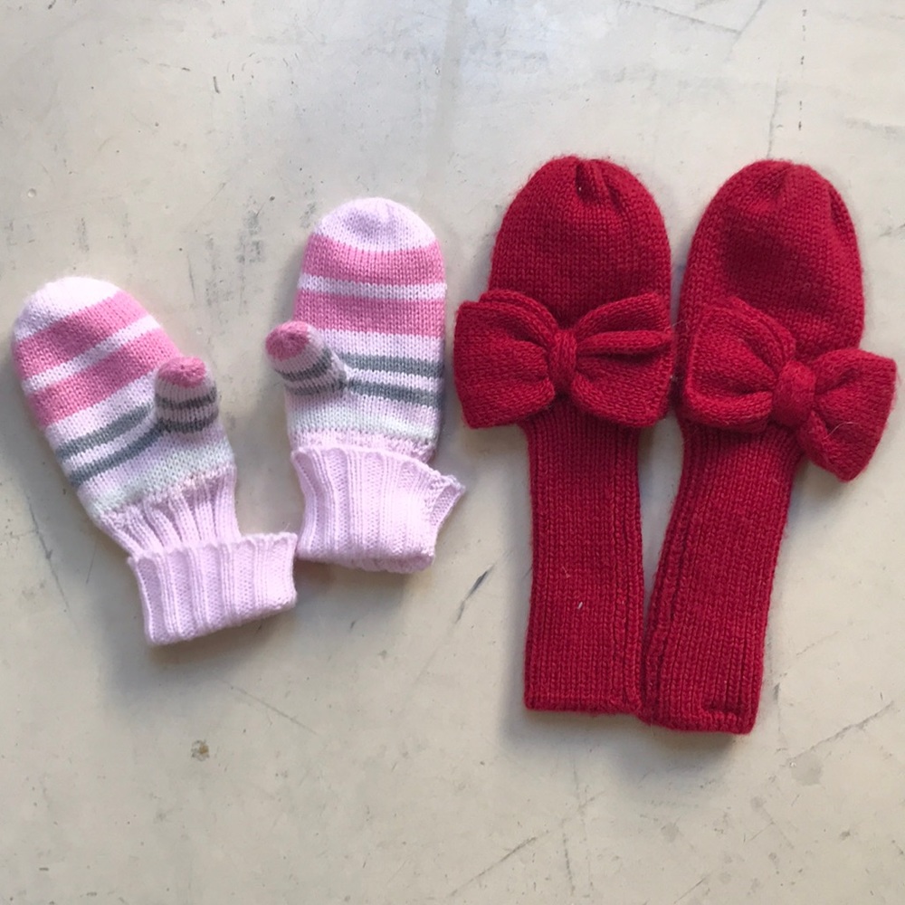 Set of mittens: H & M and babyGap